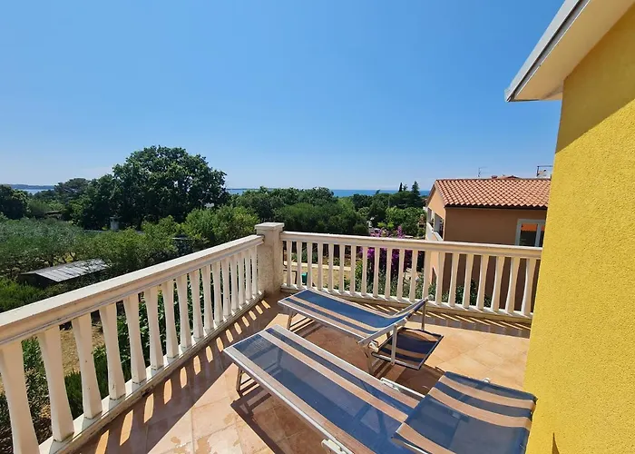 Apartments Kuca Sunce